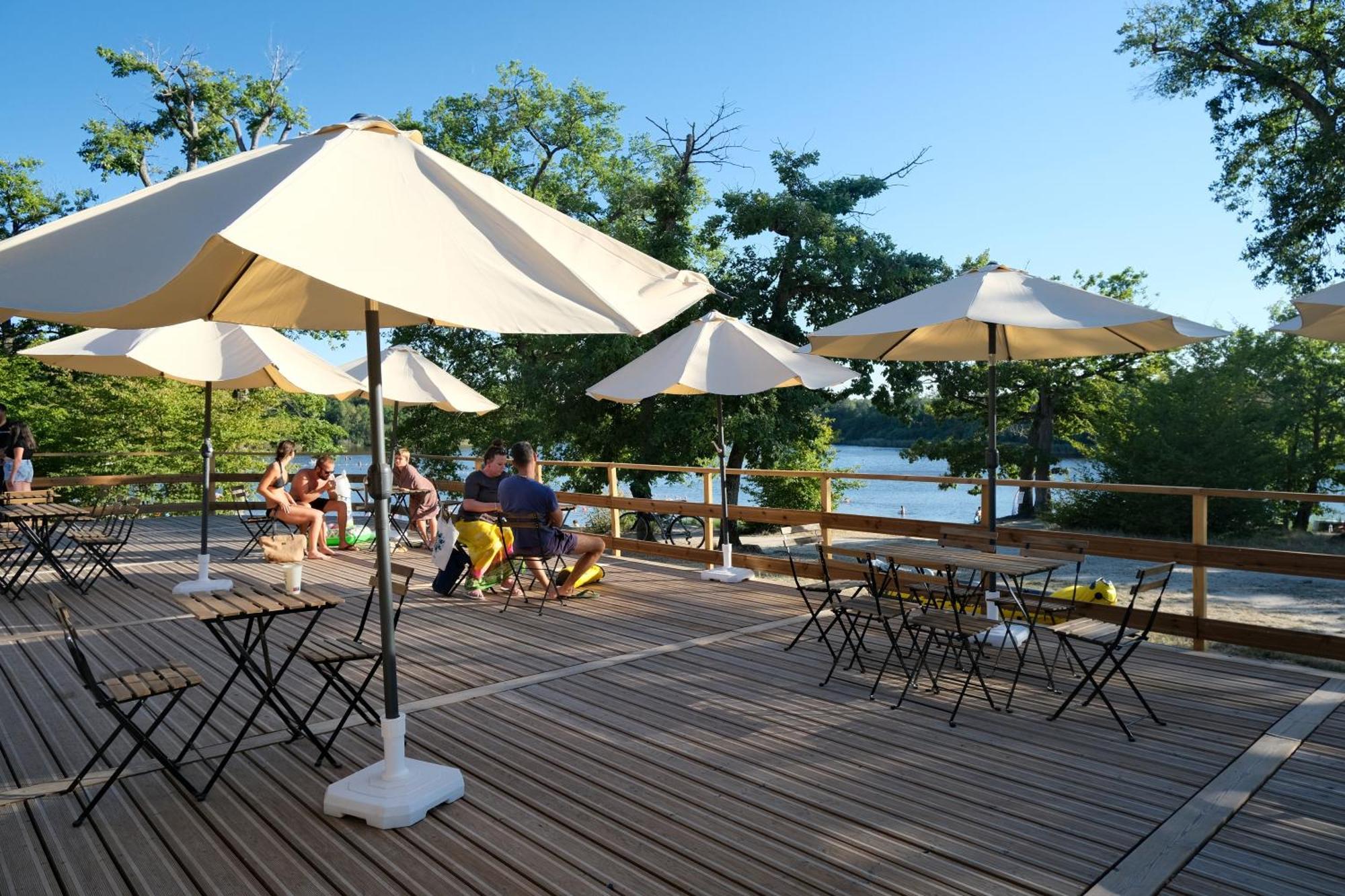 Camping Etang Des Bois Vieilles-Maisons-sur-Joudry Esterno foto